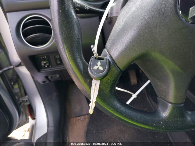 2005 MITSUBISHI OUTLANDER JA4LX31F35U006141 Photo 10