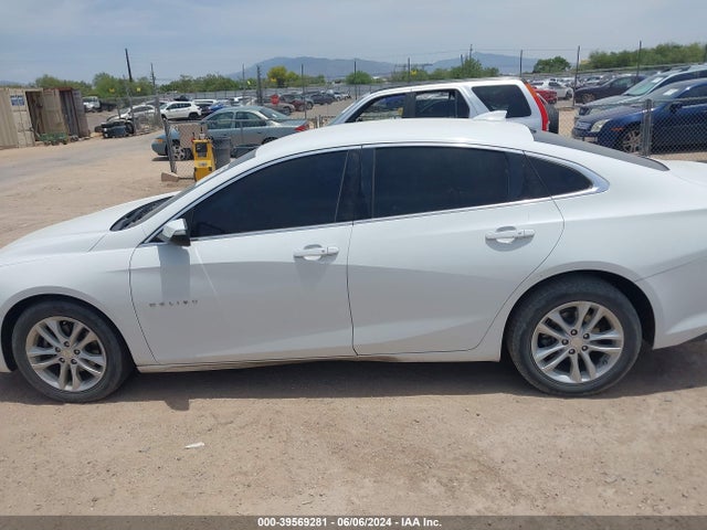Chevrolet MALIBU LT 2018 1G1ZD5ST7JF124158 Image 14