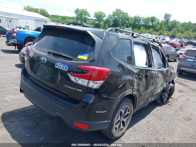 JF2SKADC3NH424926 Subaru Forester Premium
