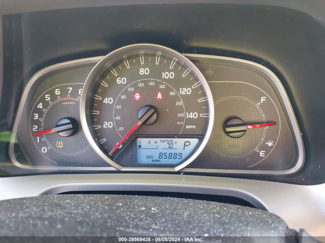 Toyota RAV4 LE 2015 JTMBFREV0FD175074 Image 7
