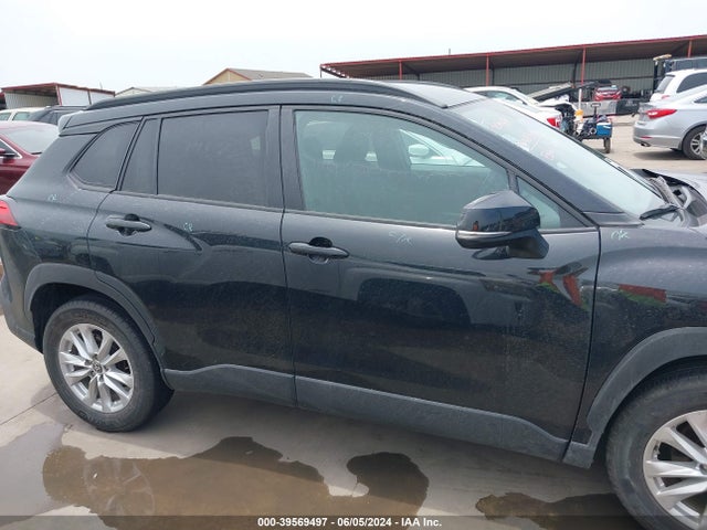 Toyota Corolla Cross Le 2022 7MUCAAAG4NV035999 Image 13
