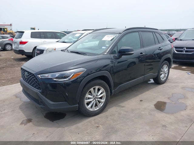 Toyota Corolla Cross Le 2022 7MUCAAAG4NV035999 Image 2