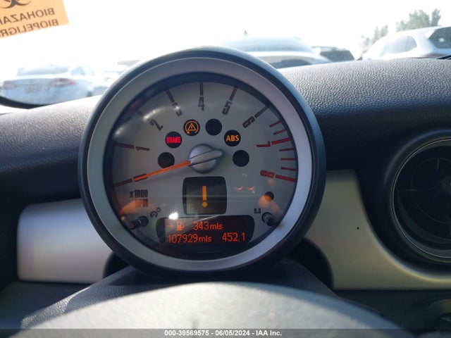 2009 MINI COOPER WMWMF33569TU70356 Photo 6