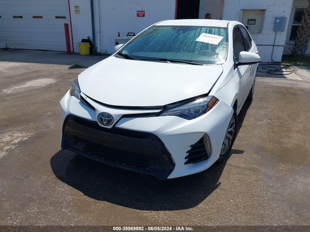 Toyota COROLLA LE 2018 5YFBURHE4JP771425 Image 6