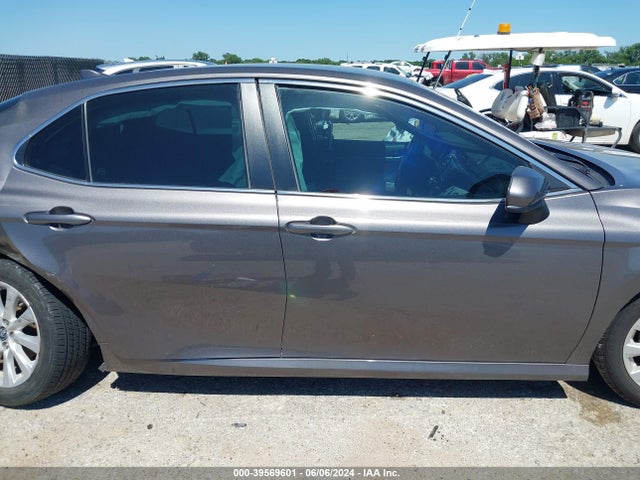 Toyota CAMRY LE 2020 4T1C11AK6LU338995 Image 13