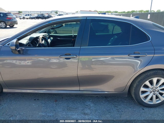 Toyota CAMRY LE 2020 4T1C11AK6LU338995 Image 14
