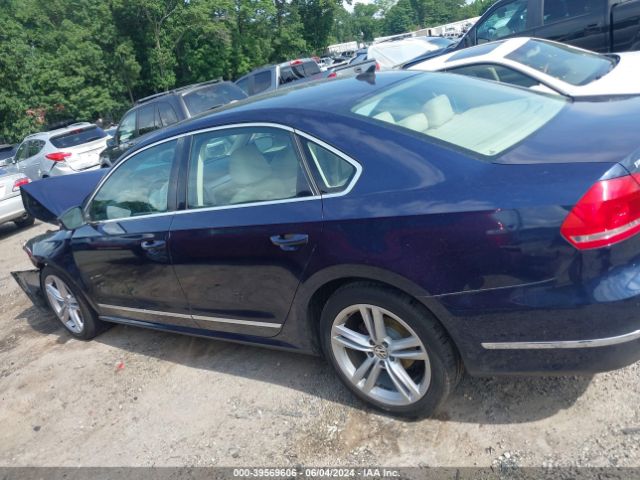 1VWBT7A31FC032199 Volkswagen Passat 1.8t Se