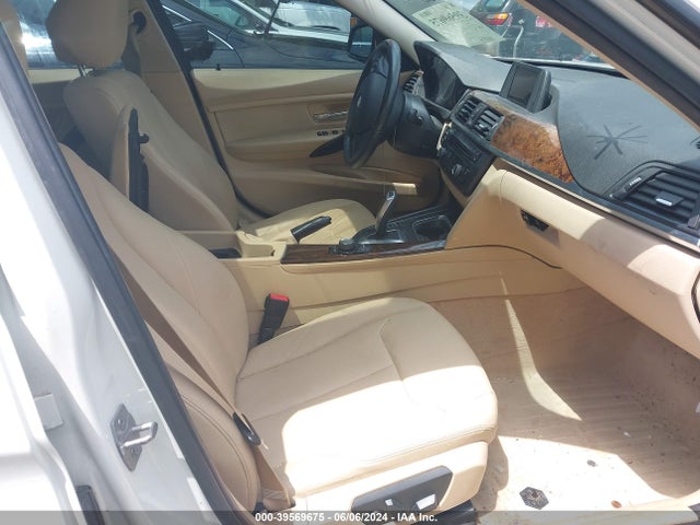 WBA3C3G53FNS75068 BMW 320i Xdrive