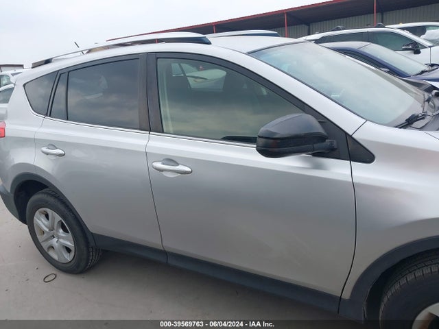 Toyota RAV4 LE 2015 JTMZFREV5FJ042214 Image 13