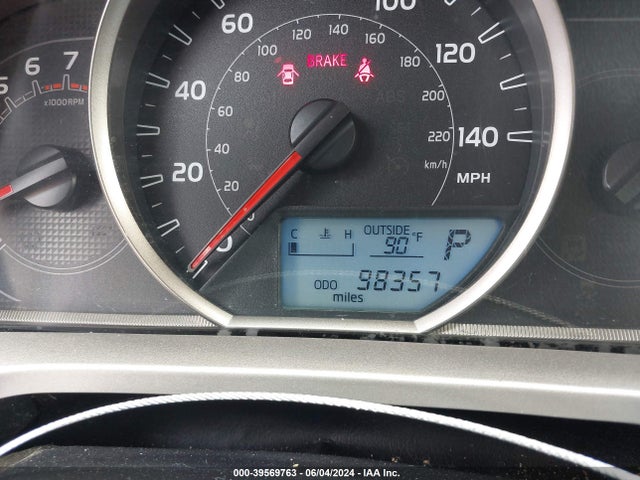 Toyota RAV4 LE 2015 JTMZFREV5FJ042214 Image 15