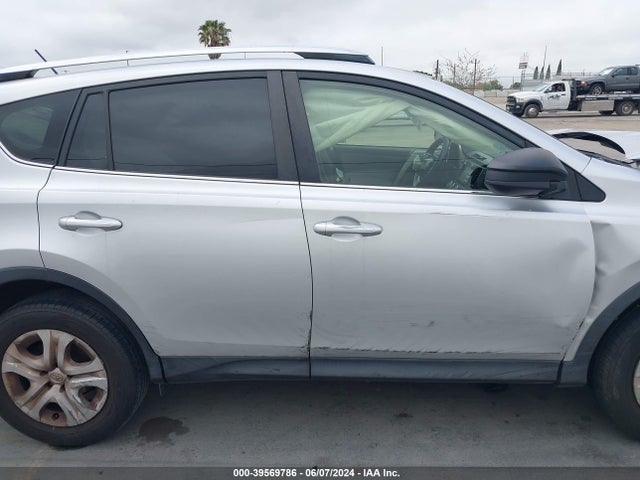 Toyota RAV4 LE 2015 JTMZFREV3FJ050893 Image 13