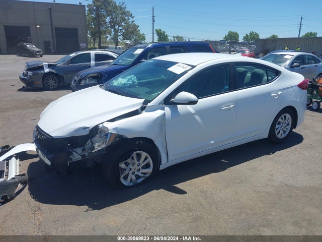 Hyundai ELANTRA SE 2017 5NPD74LF8HH204287 Image 2