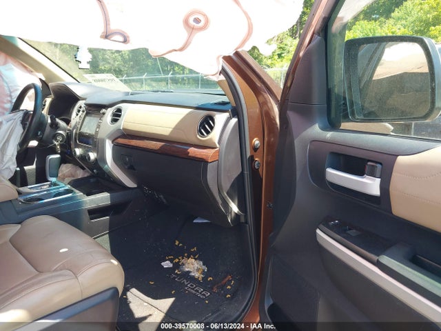 5TFFY5F1XFX180796 Toyota Tundra Limited 5.7l V8