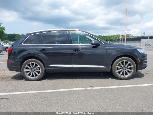 WA1LHAF75KD026325 Audi Q7 45 Premium