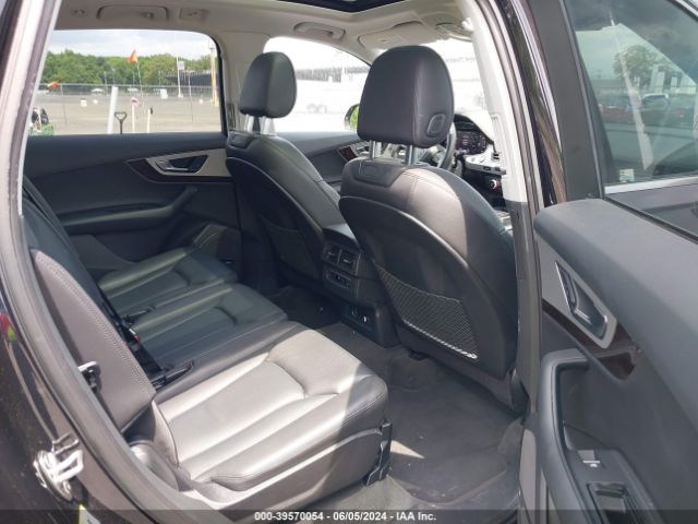 WA1LHAF75KD026325 Audi Q7 45 Premium
