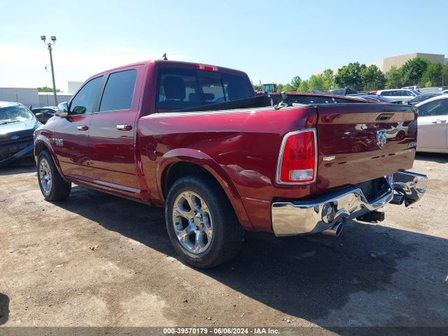 1C6RR7NM3JS353119 RAM 1500 Laramie  4x4 5'7 Box