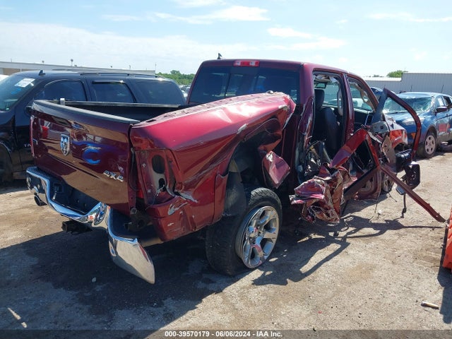 1C6RR7NM3JS353119 RAM 1500 Laramie  4x4 5'7 Box