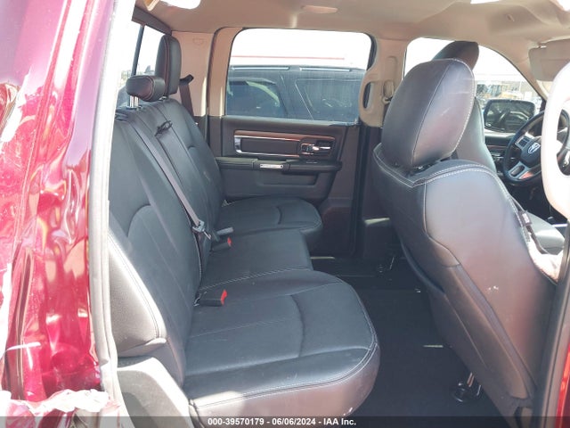 1C6RR7NM3JS353119 RAM 1500 Laramie  4x4 5'7 Box