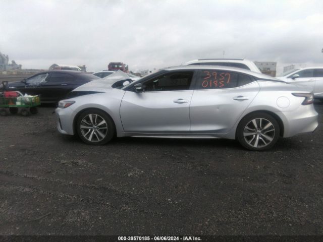 1N4AA6AV5KC372911 Nissan Maxima 3.5 Sl