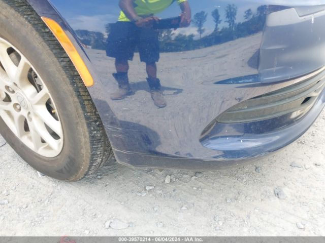 2C4RC1DGXLR172347 Chrysler Voyager Lxi