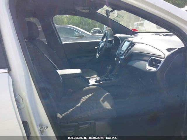 Chevrolet EQUINOX LT 2018 2GNAXSEVXJ6220021 Image 5