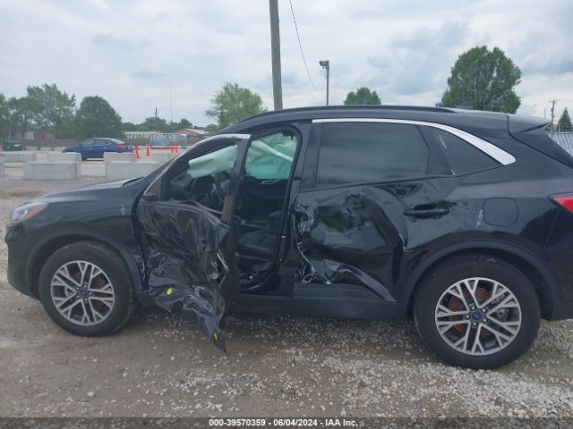 1FMCU9CZ4MUA39233 Ford Escape Sel Hybrid