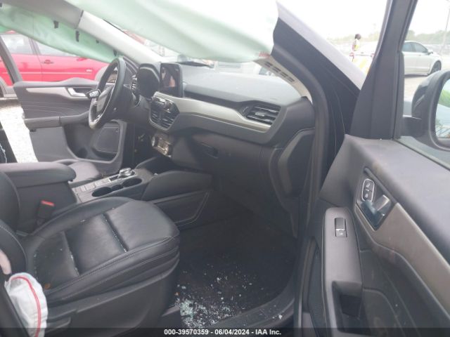 1FMCU9CZ4MUA39233 Ford Escape Sel Hybrid