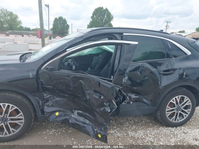 1FMCU9CZ4MUA39233 Ford Escape Sel Hybrid