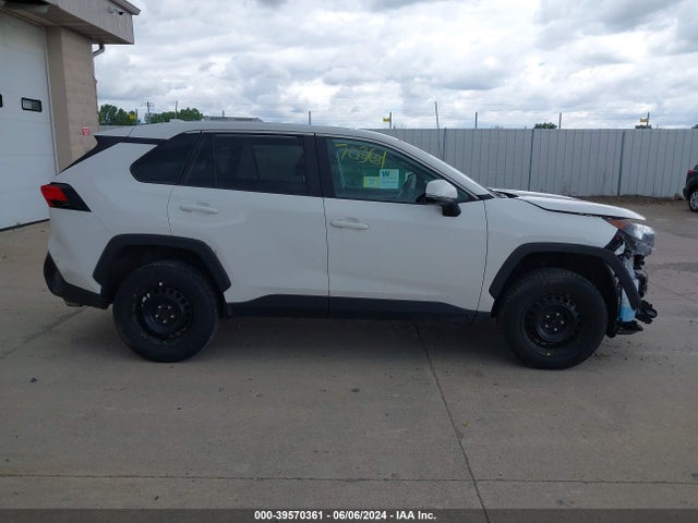 Toyota RAV4 LE 2022 2T3G1RFV1NC312819 Image 14