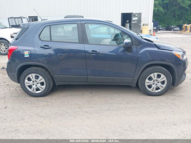 3GNCJKSB1KL164326 Chevrolet TRAX LS