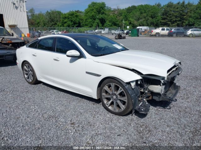2015 JAGUAR XJ SAJWJ1CD0F8V88764 Photo 0