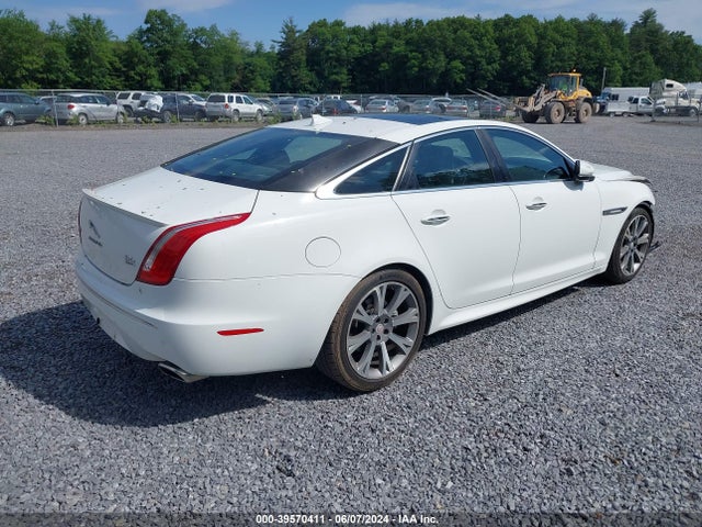 2015 JAGUAR XJ SAJWJ1CD0F8V88764 Photo 3