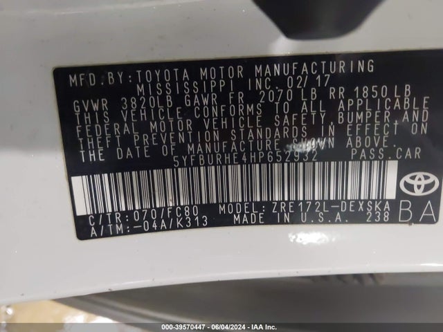 5YFBURHE4HP652932 Toyota COROLLA SE