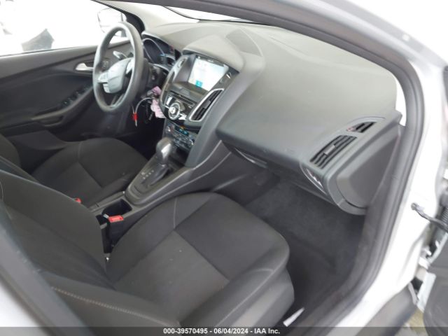 1FADP3H29HL262538 Ford FOCUS SEL