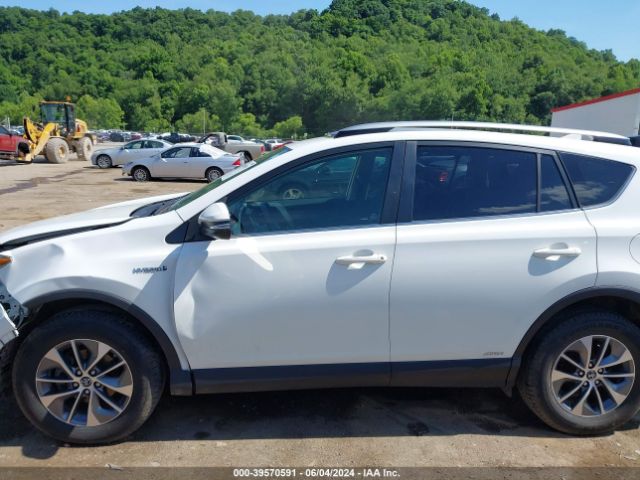 JTMRJREV2HD118259 Toyota Rav4 Hybrid Xle