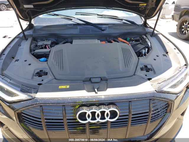 WA1LAAGE2MB038884 Audi E-tron Premium Plus Quattro
