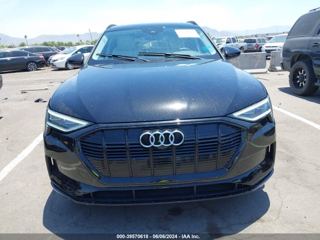 WA1LAAGE2MB038884 Audi E-tron Premium Plus Quattro