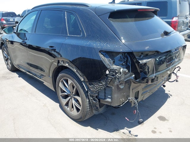 WA1LAAGE2MB038884 Audi E-tron Premium Plus Quattro