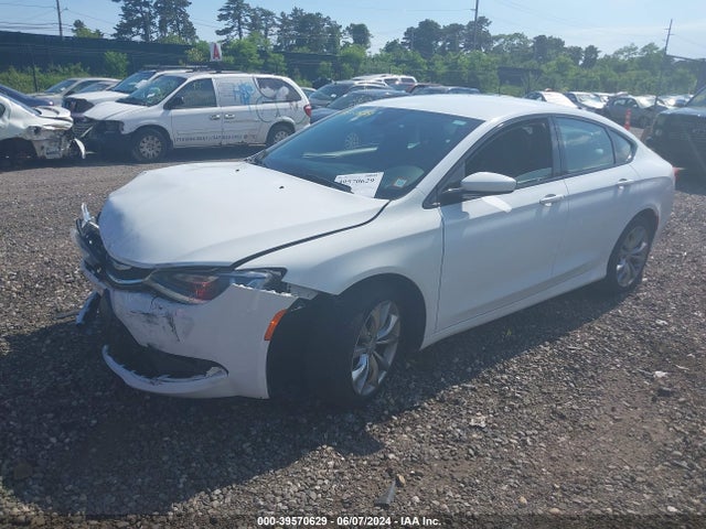 1C3CCCBG5GN174521 Chrysler 200 S