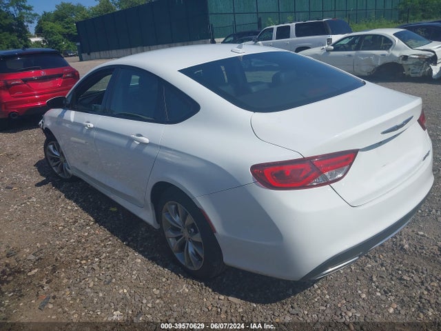 1C3CCCBG5GN174521 Chrysler 200 S