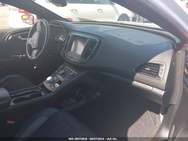 1C3CCCBG5GN174521 Chrysler 200 S