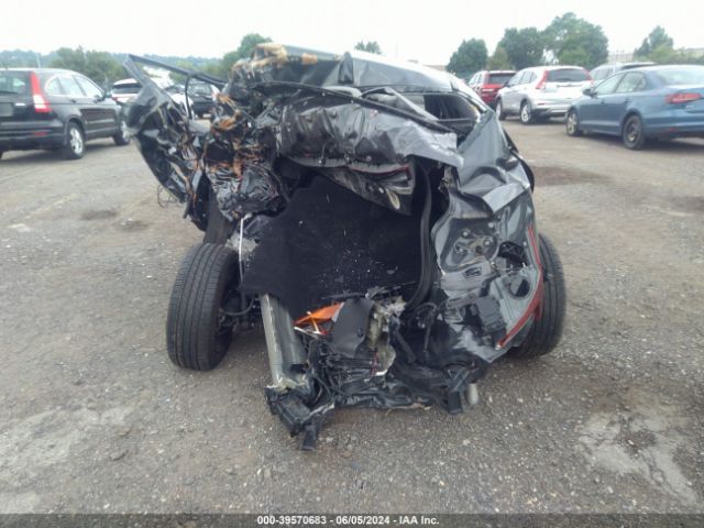 5NPLM4AG8NH065225 Hyundai ELANTRA SEL