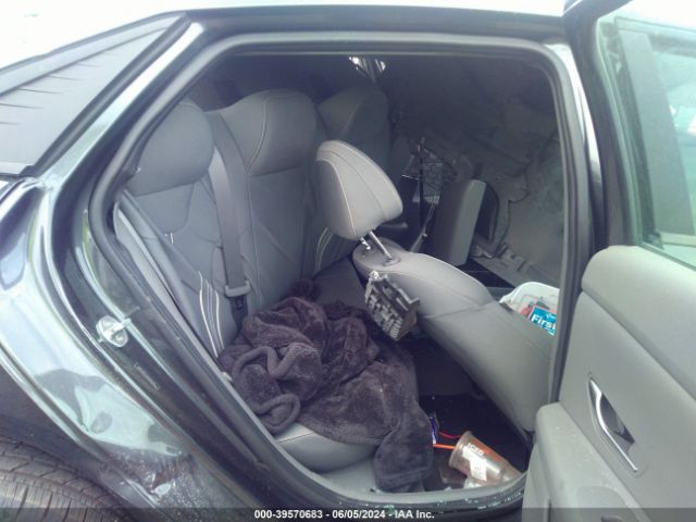 5NPLM4AG8NH065225 Hyundai ELANTRA SEL