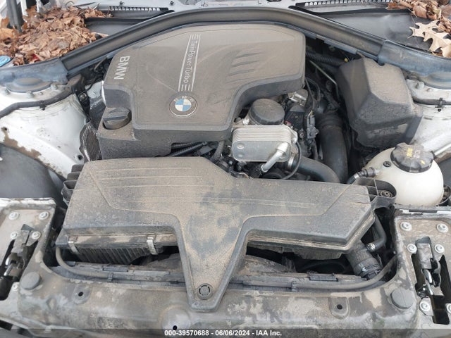 BMW 320i 2017 WBA8A9C30HAC99876 Image 10