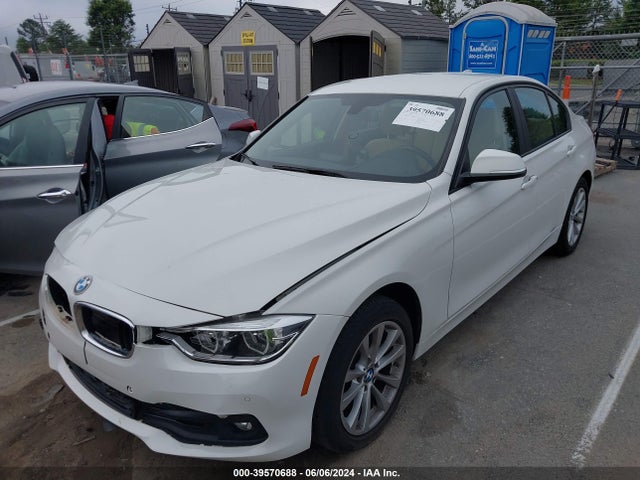 BMW 320i 2017 WBA8A9C30HAC99876 Image 2