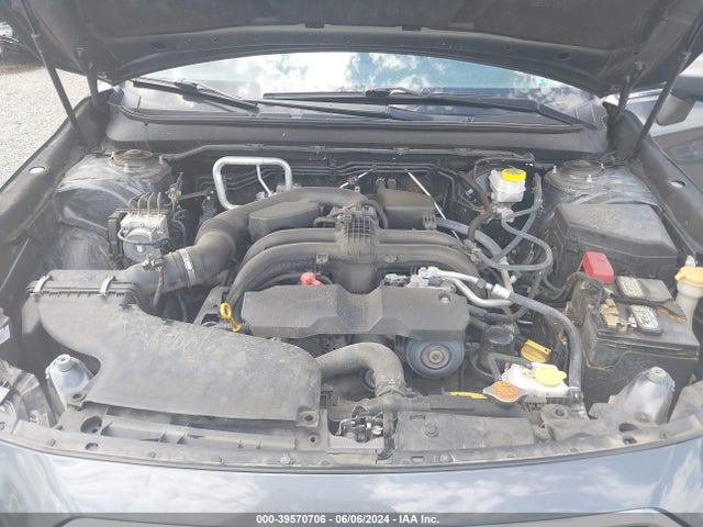 Subaru Outback 2.5i Limited 2018 4S4BSAKC2J3296246 Image 10
