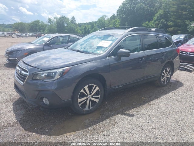 Subaru Outback 2.5i Limited 2018 4S4BSAKC2J3296246 Image 2