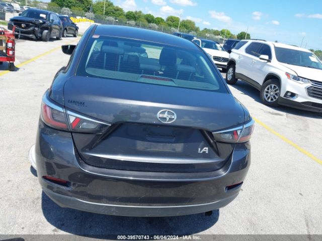 3MYDLBZV2GY139292 Scion IA