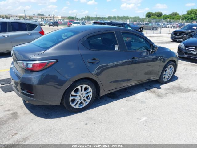 3MYDLBZV2GY139292 Scion IA