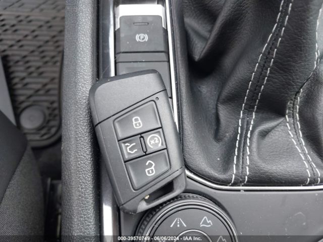 3VV2B7AX4RM031481 Volkswagen Tiguan 2.0t Se